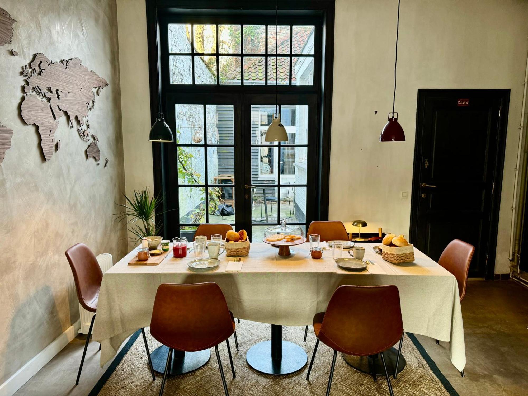 Sleeping Swan Bed & Breakfast Bruges Exterior photo